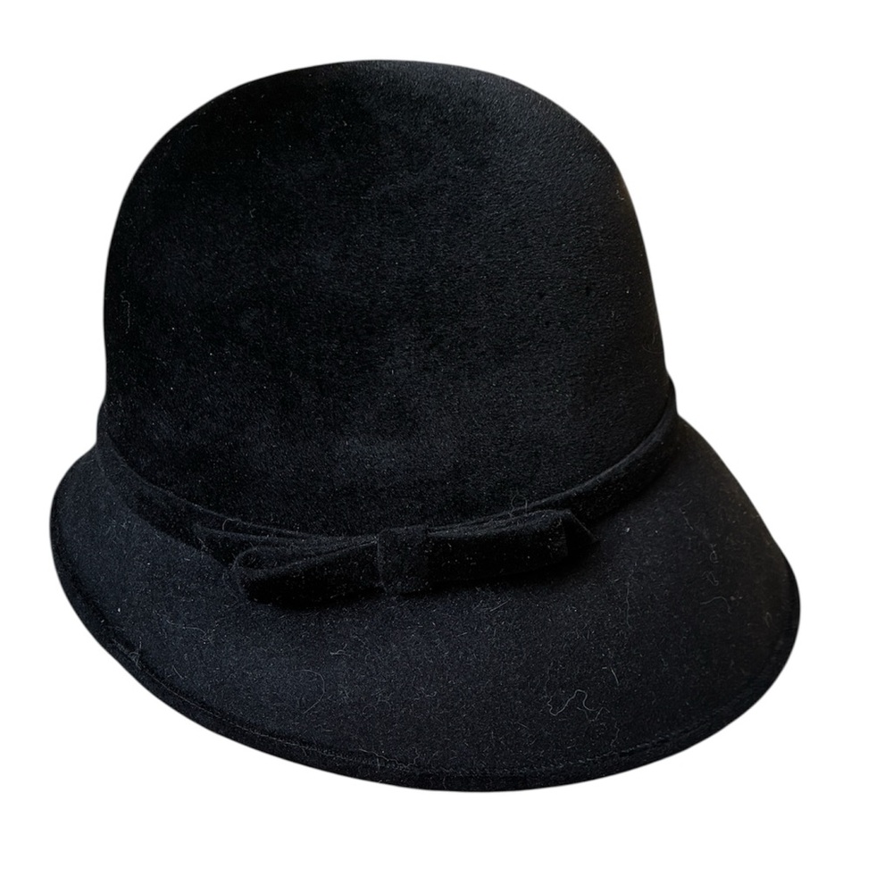 Eaton’s Vintage Women’s Black Wool Felt Cloche Hat Made in Italy